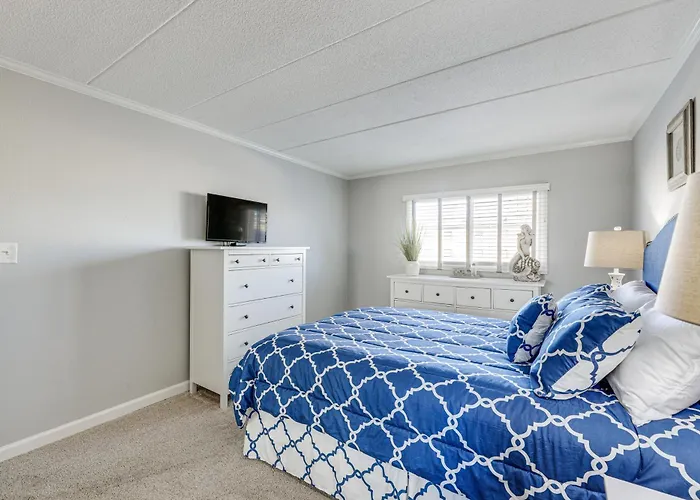 Walk To Beach! Modern Ocean W/ Balcony Holiday home Ocean City